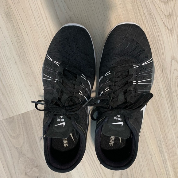 Nike Women’s Training Sneakers - Picture 9 of 12